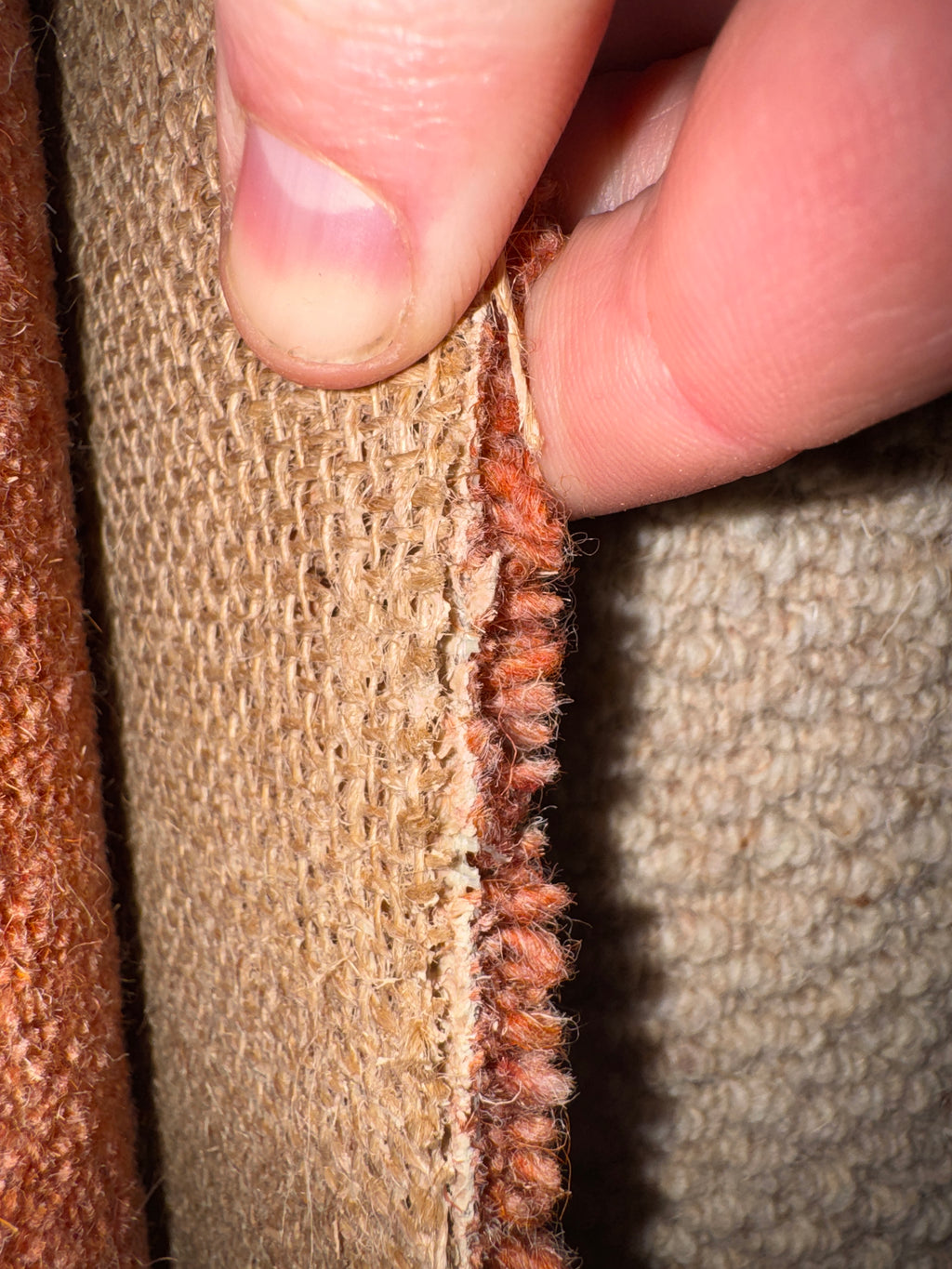 (C06) 2.25 x 3m (7'4"x9'10") Capet Remnant